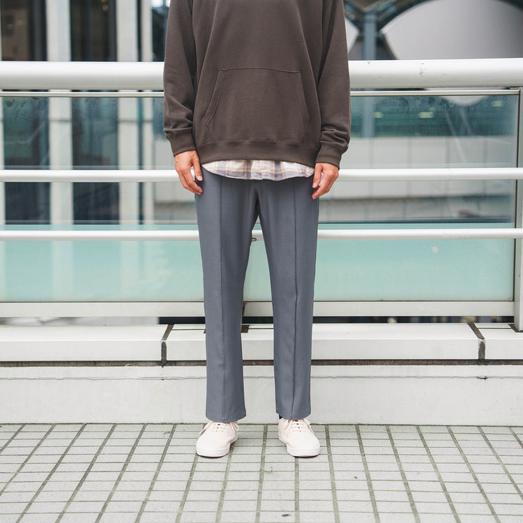 着用サイズL (モデル身長183cm)