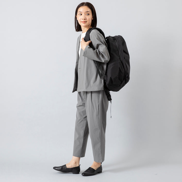 モデル身長163cm,NARU FACTORYのナイロン4WAY ノーカラージャケット|NARU FACTORYのナイロン4WAY スラックス|facciamoのMeringa(メリンガ),https://market.e-begin.jp/products/mdm_nar0132q_lala|https://market.e-begin.jp/products/mdm_nar0130q_lala|https://market.e-begin.jp/products/are_fac0636k_lala