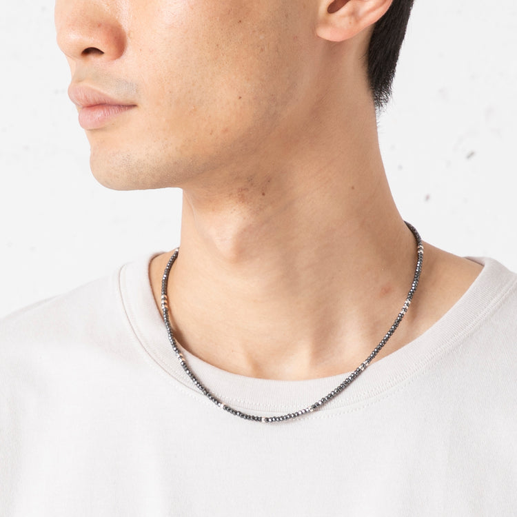esperanto | エスペラント HEMATITE NECKLACE