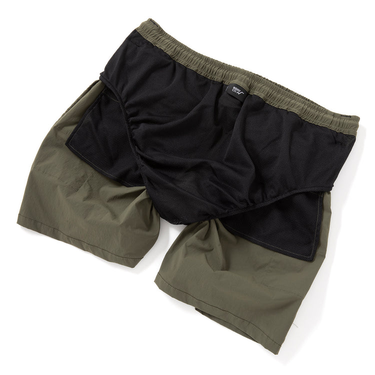 ROOT CO. | ルート PLAY STRETCH WATERSIDE Shorts
