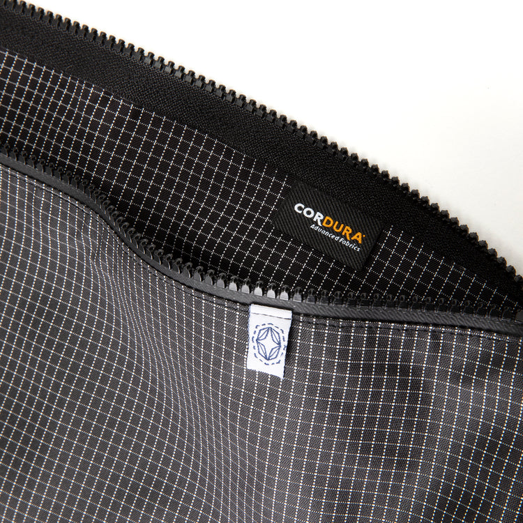 SASURA | サスラ Spectra Big Messenger Bag
