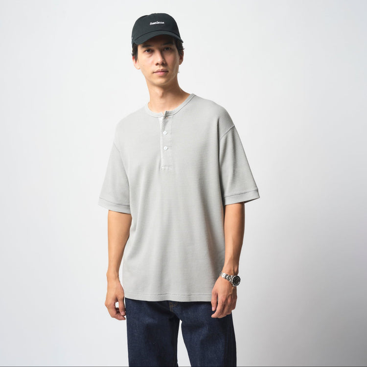 着用サイズL (モデル身長185cm)