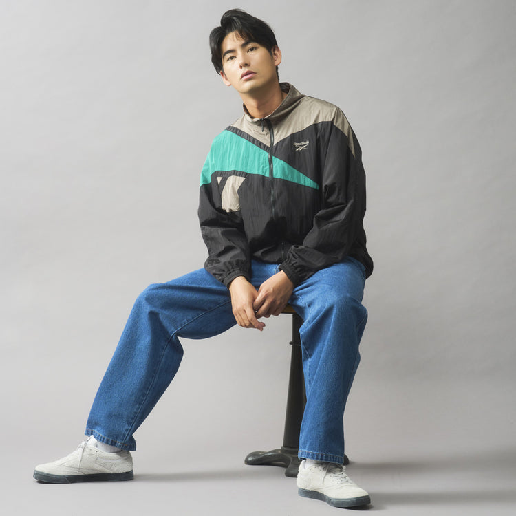 着用サイズL (モデル身長182cm)