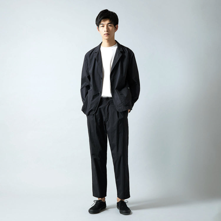 着用サイズ L(身長186cm)