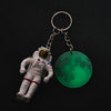 SPACE SOUVENIR | スペーススーベニア 宇宙飛行士と蓄光の月 Key Charm