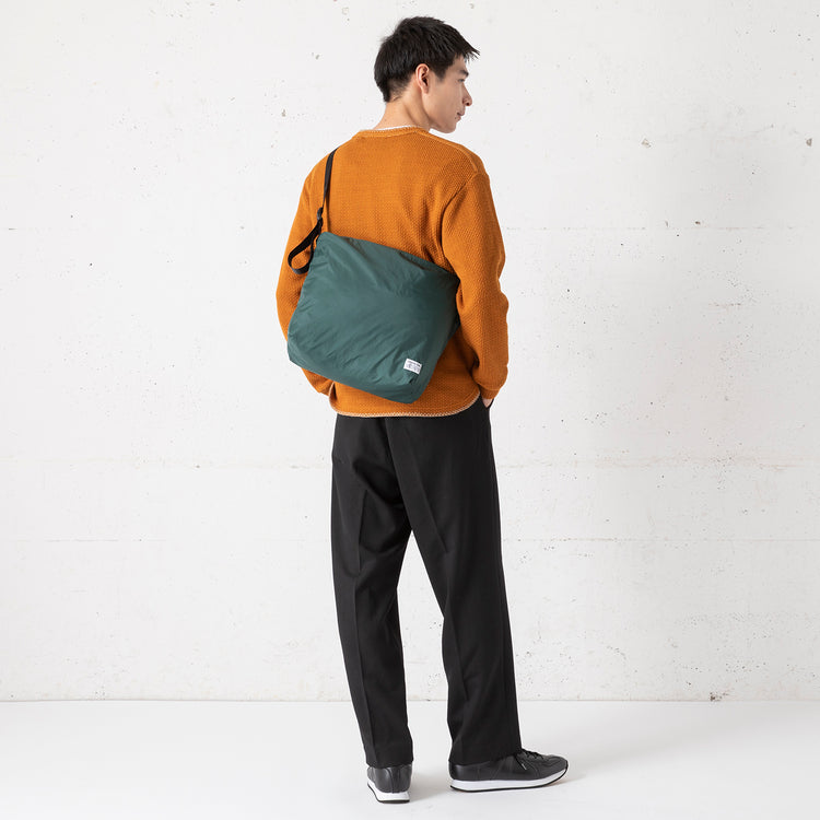 ARCH&LINE | アーチアンドライン Re: NYLON CLUB BAG