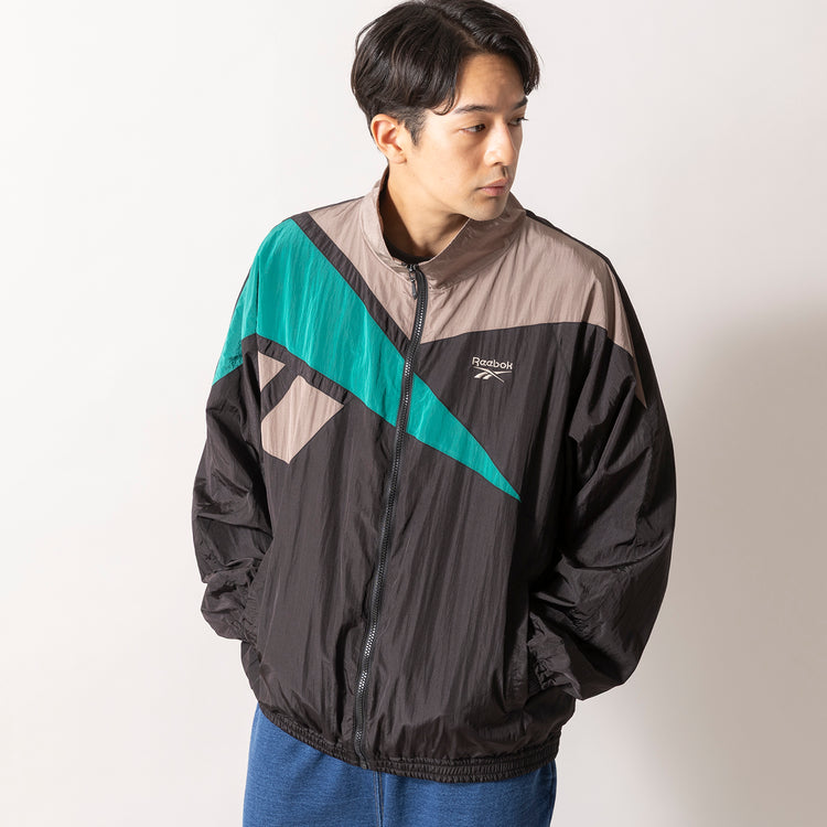 着用サイズL (モデル身長180cm)