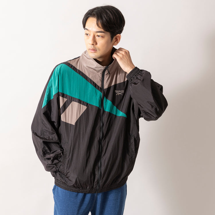 着用サイズL (モデル身長180cm)