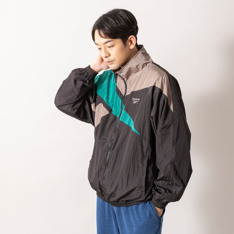 着用サイズL (モデル身長180cm)