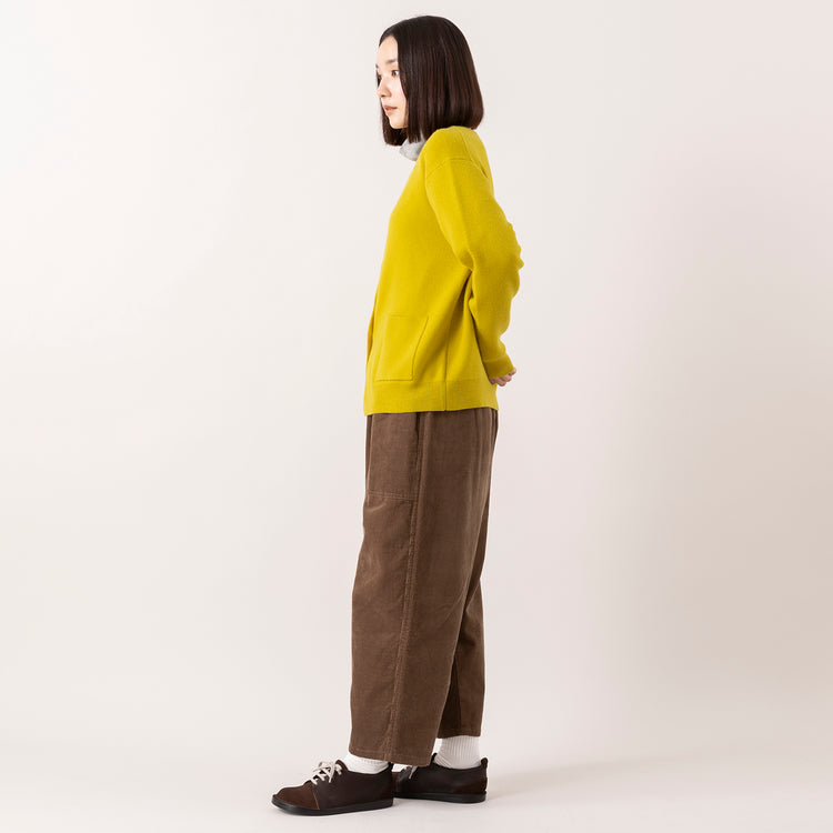 モデル身長163cm,HEAVENLYのWool Mix Smooth Knit Cardigan|gym masterのダブルフェイス タートルネック|HEAVENLYのCorduroy Front Pocket Pants|DiuのFreesia,https://market.e-begin.jp/products/dlt_hvr1189s_lala|https://market.e-begin.jp/products/grd_gym1195s_lala|https://market.e-begin.jp/products/dlt_hvr1185s_lala|https://market.e-begin.jp/products/cil_diu1165s_lala