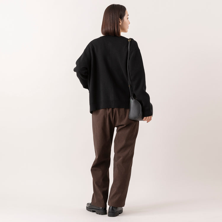 モデル身長163cm,HEAVENLYのWool Mix Smooth Knit Cardigan|gym masterのダブルフェイス クルーネック|ARCH&LINEのSTRETCH CREW PANTS|DiuのLilio,https://market.e-begin.jp/products/dlt_hvr1189s_lala|https://market.e-begin.jp/products/grd_gym1194s_lala|https://market.e-begin.jp/products/ach_ach1163s_lala|https://market.e-begin.jp/products/cil_diu1167s_lala