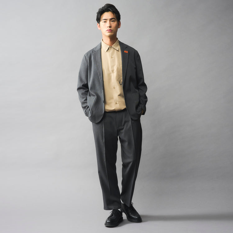 着用サイズL (モデル身長182cm)