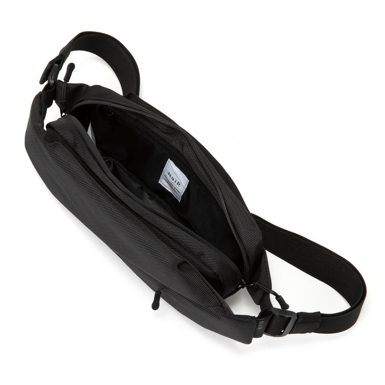 NoiR | ノアール Flask shoulder