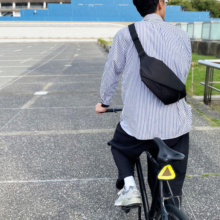 NoiR | ノアール Flask shoulder