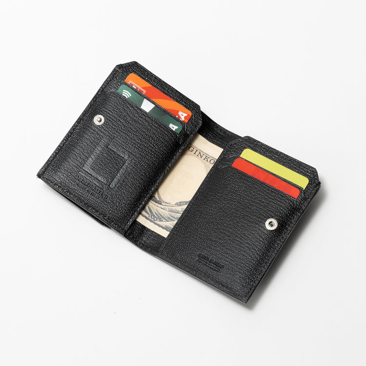 L'arcobaleno | ラルコバレーノ Begin別注 《印伝の山本×秋山具義》職人芸が詰まった奇跡のスマートカードウォレット