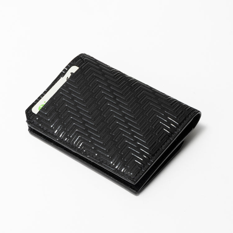 L'arcobaleno | ラルコバレーノ Begin別注 《印伝の山本×秋山具義》職人芸が詰まった奇跡のカードケース