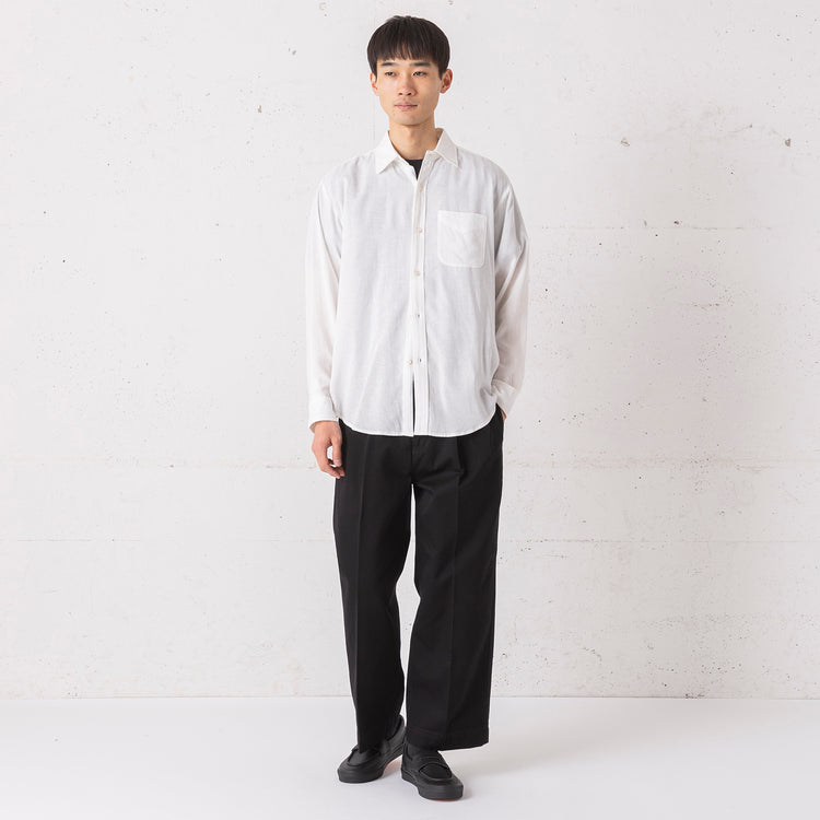 着用サイズ L(身長180cm / 60kg)