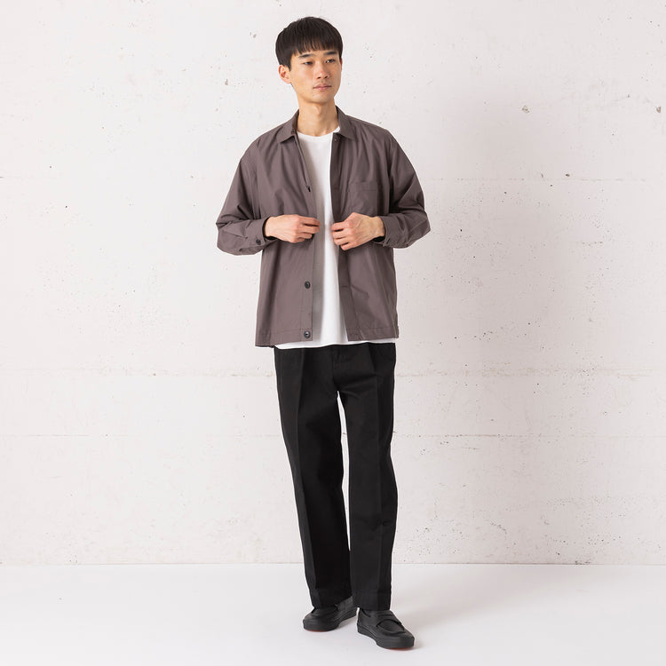 着用サイズ L(身長180cm / 60kg)