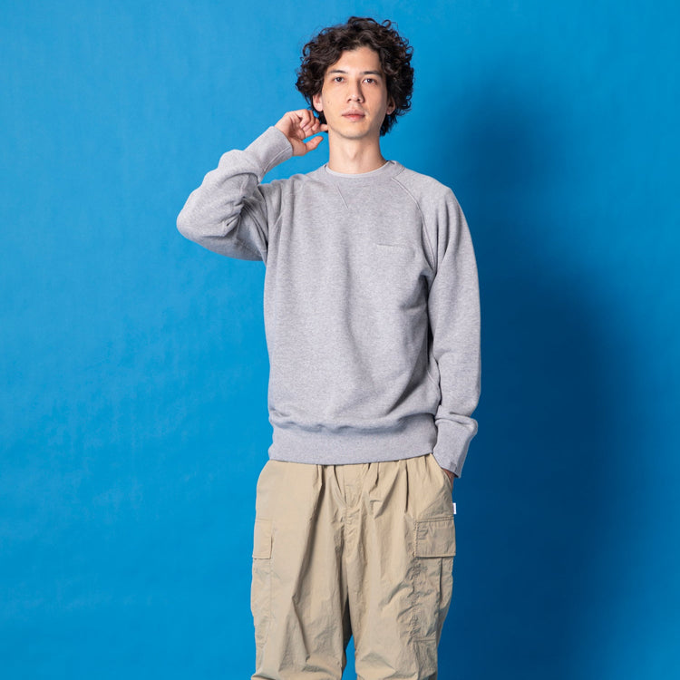 着用サイズXL (モデル身長185cm)