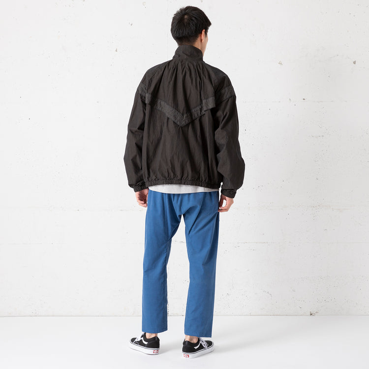 着用サイズL (モデル身長180cm)