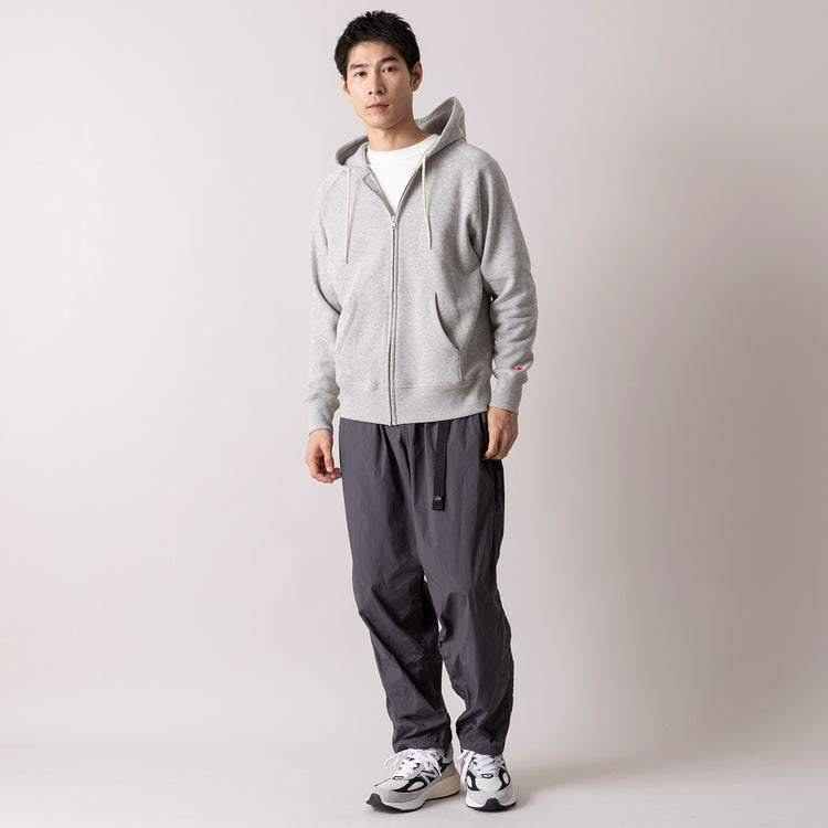 着用サイズM (モデル身長180cm)