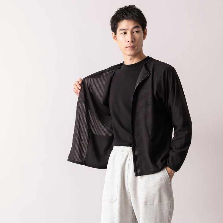 着用サイズM (モデル身長180cm)