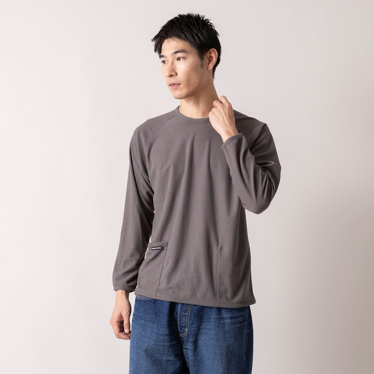 着用サイズM (モデル身長180cm)