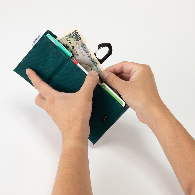 WEEKEND(ER)&co. | ウィークエンダー coruri HUNG WALLET