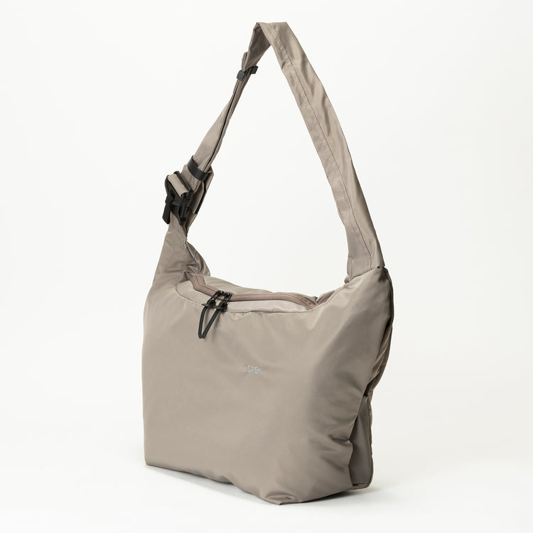 DSBK | ディーエスビーケー Register Sling-Large(「ダントツ撥水」生地仕様)