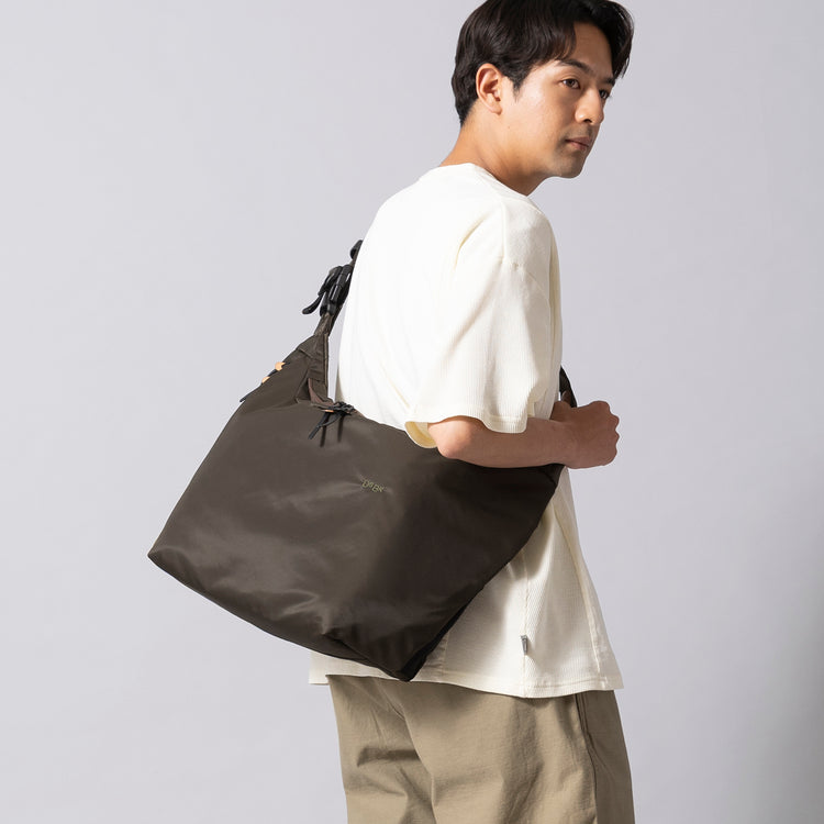 DSBK | ディーエスビーケー Register Sling-Large(「ダントツ撥水」生地仕様)
