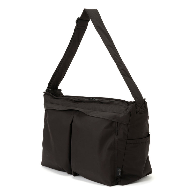 SML | エスエムエル HELMET SHOULDER BAG L