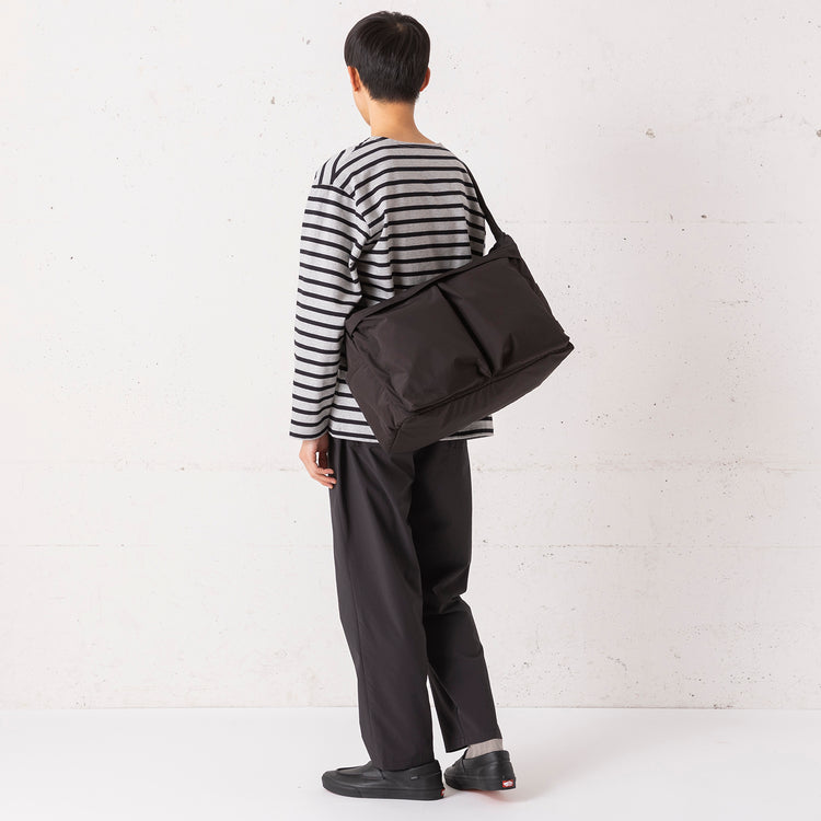 SML | エスエムエル HELMET SHOULDER BAG L