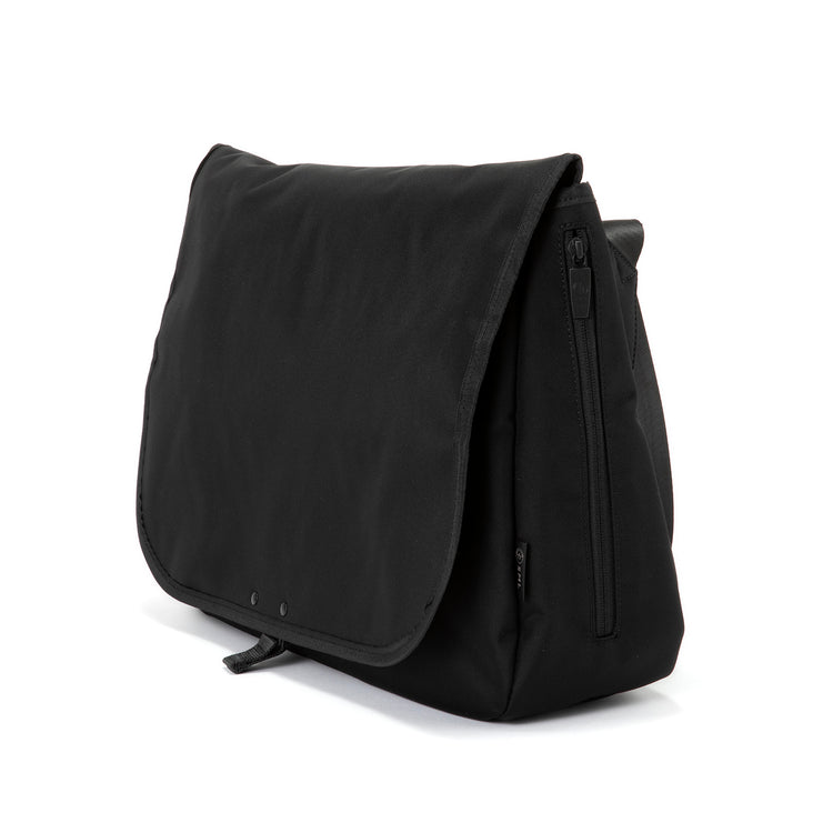 SML | エスエムエル USEFUL MESSENGER BAG