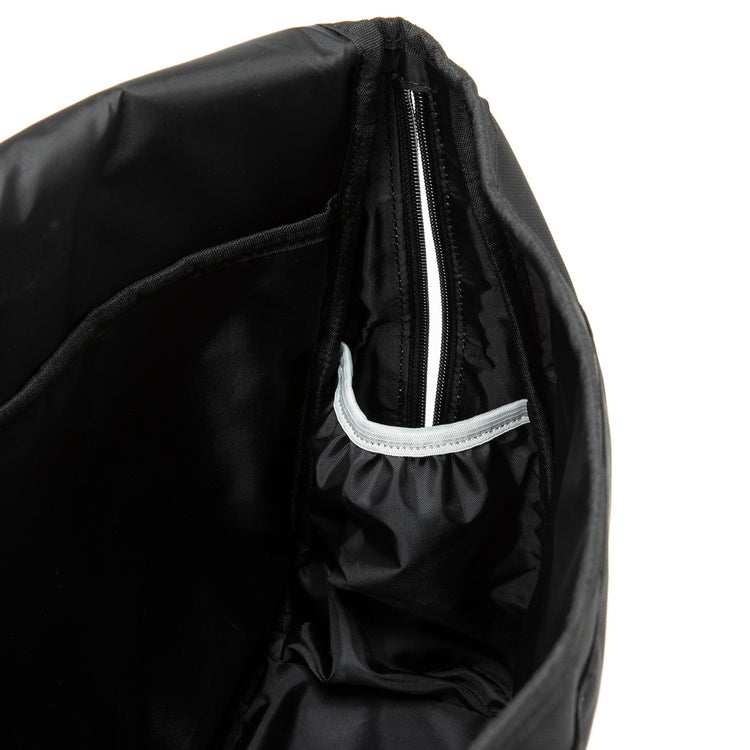 SML | エスエムエル USEFUL MESSENGER BAG