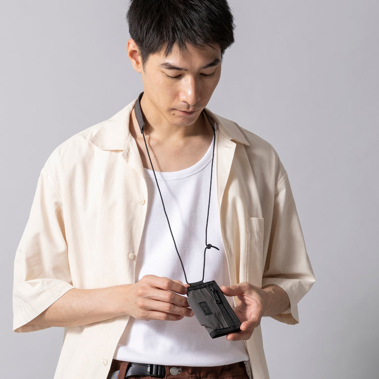 SML | エスエムエル MULTI SHOULDER WALLET