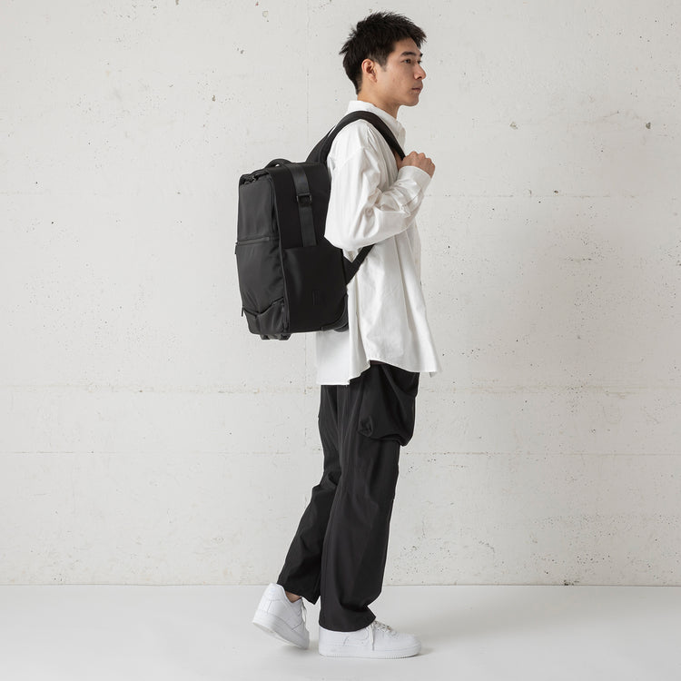 SML | エスエムエル CARRY RUCK