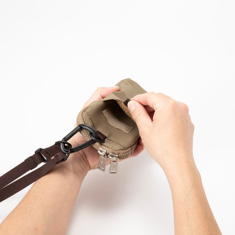 CIE | シー FLOW NECK POUCH