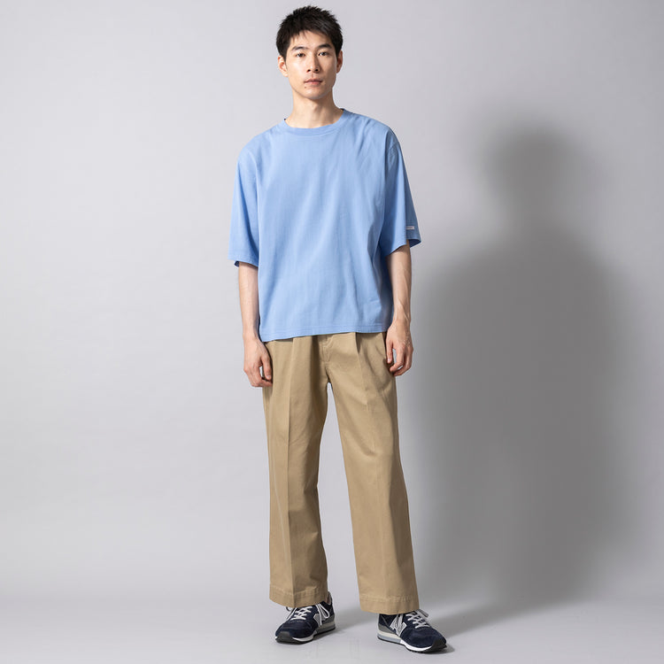 着用サイズ 4(身長180cm)
