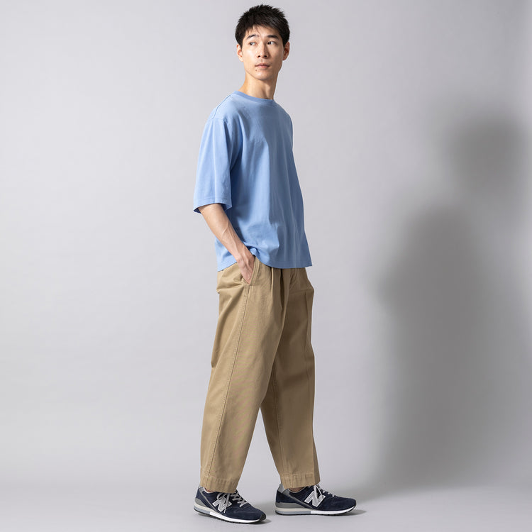 着用サイズ 4(身長180cm)