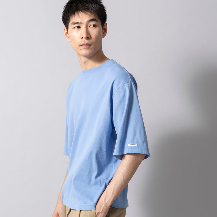 着用サイズ 4(身長180cm)