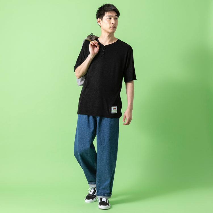 着用サイズ L(モデル身長180cm)