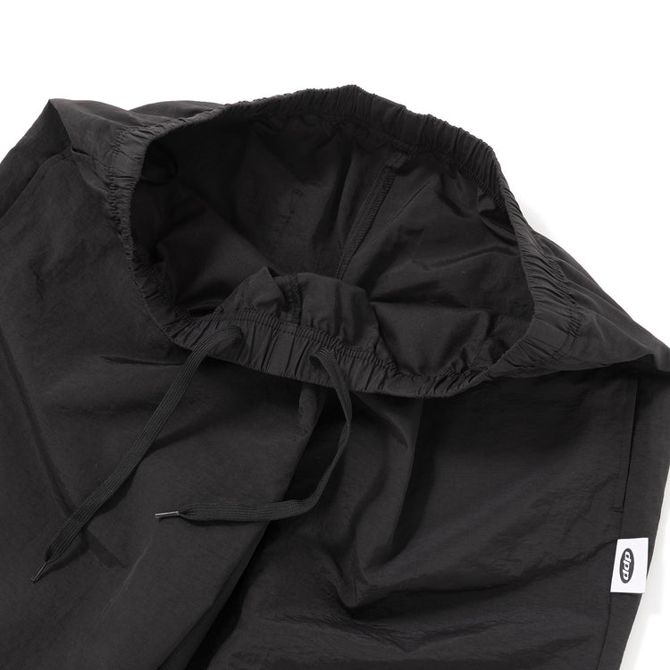 ddp | ディーディーピー NYLON EASY SHORTS