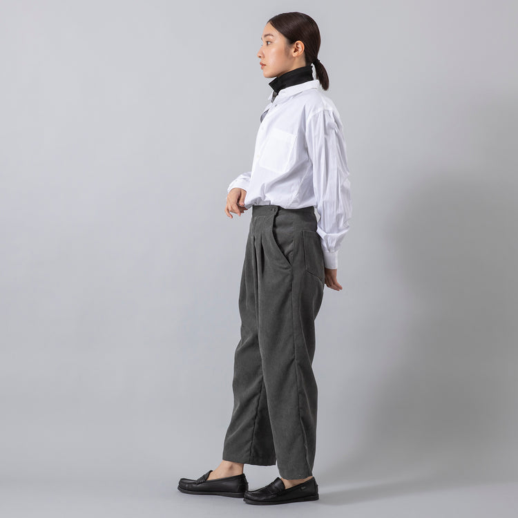 モデル身長163cm,BIWACOTTONのハイネックロングスリーブ|caquのコードリラックスバギー|Parabootのコロー (ララビギン限定色),https://market.e-begin.jp/products/kai_biw0416p_lala|https://market.e-begin.jp/products/tan_caq0642p_lala|https://market.e-begin.jp/products/prb_prb0291k_lala