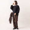 モデル身長163cm,MANONのGATHER SLEEVE LS TEE|ARCH&LINEのSTRETCH CREW PANTS|DiuのLilio|Finissageのソリッドペールストール,https://market.e-begin.jp/products/mks_mnn1173s_lala|https://market.e-begin.jp/products/ach_ach1163s_lala|https://market.e-begin.jp/products/cil_diu1167s_lala|https://market.e-begin.jp/products/hem_fns1203s_lala