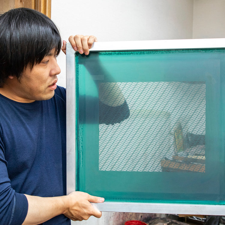 L'arcobaleno | ラルコバレーノ Begin別注 《印伝の山本×秋山具義》職人芸が詰まった奇跡のスマートカードウォレット