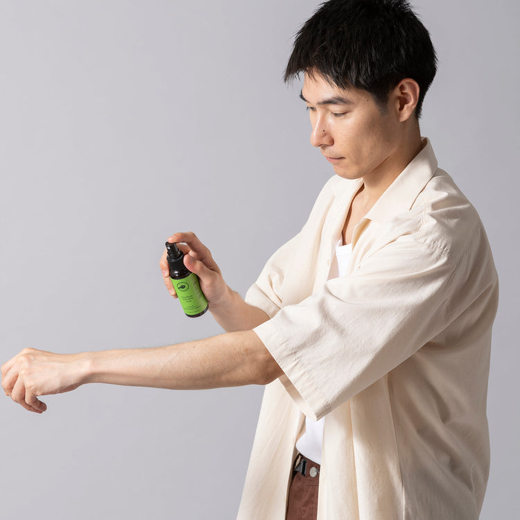 「アウトドアボディスプレーextra 100ml」のリフィルになります