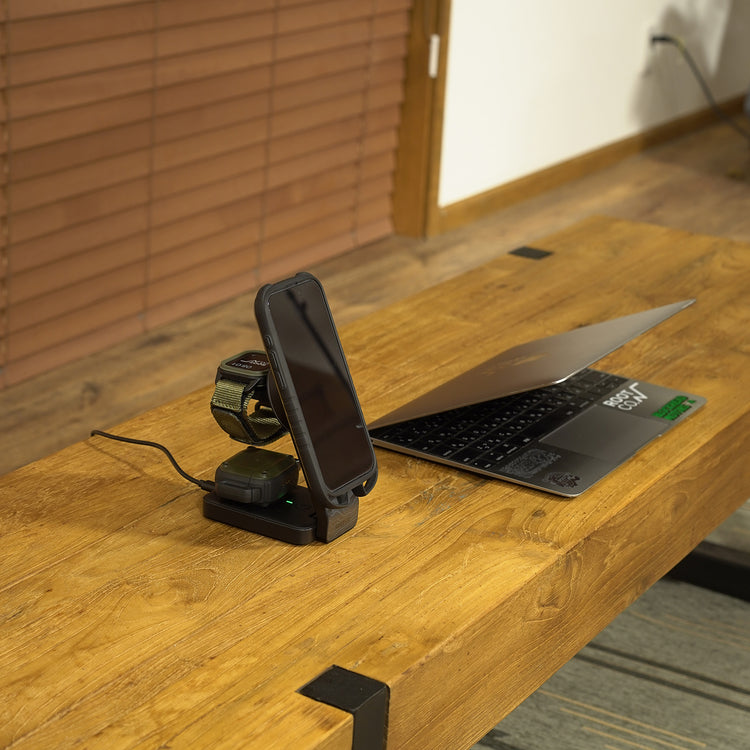 ROOT CO. | ルート PLAY EZ Fold - 3 in 1 Mag Safe Charging Station (ブラック)
