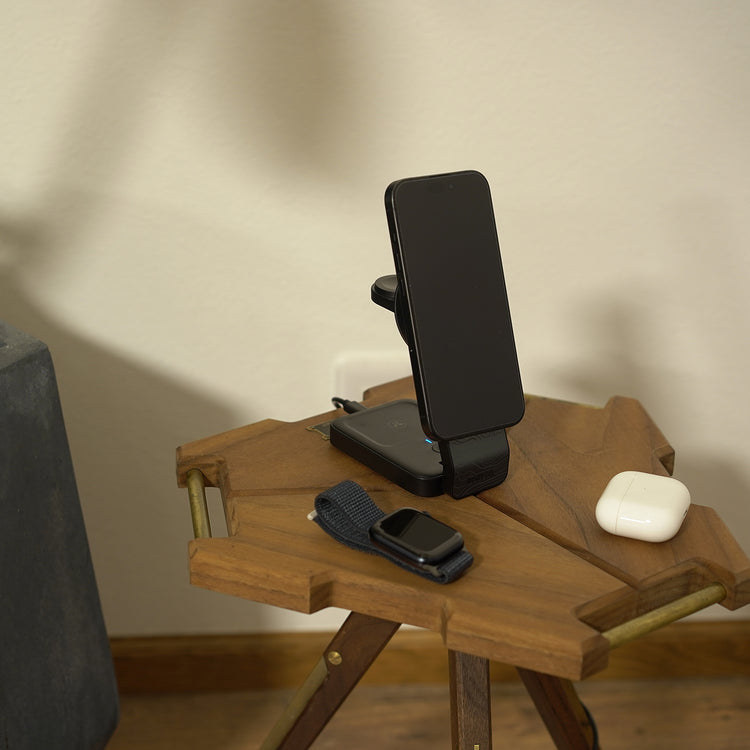 ROOT CO. | ルート PLAY EZ Fold - 3 in 1 Mag Safe Charging Station (ブラック)