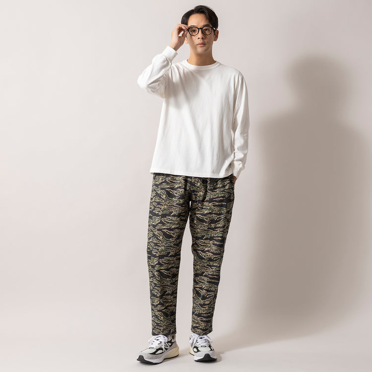 着用サイズL (モデル身長180cm)