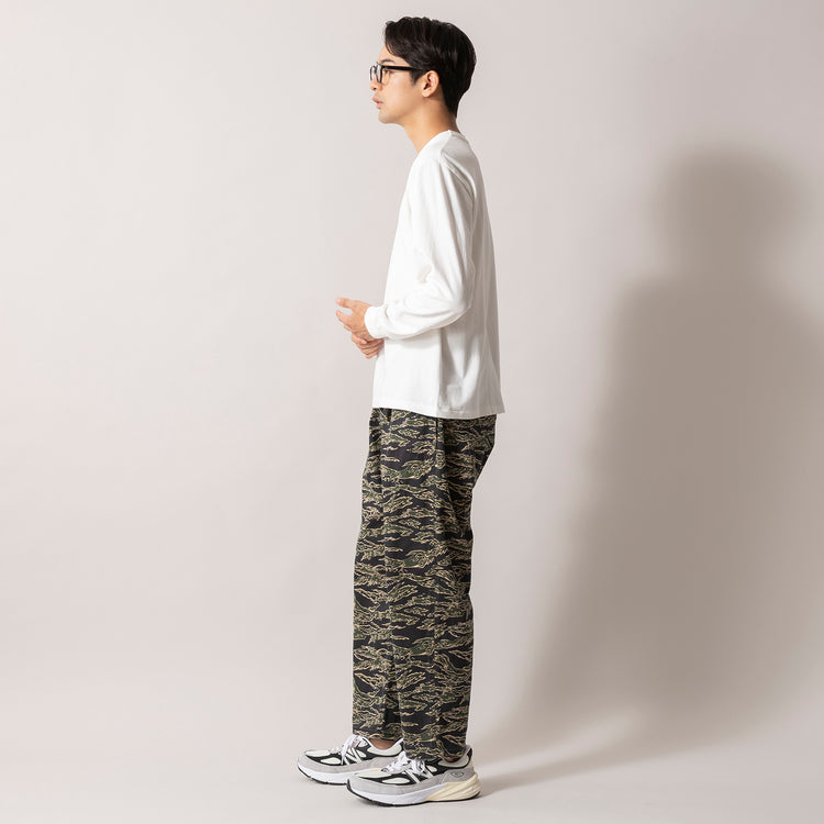 着用サイズL (モデル身長180cm)